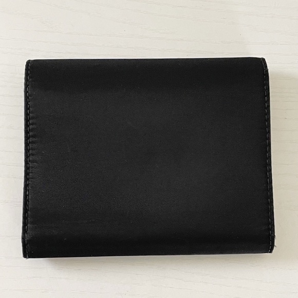 Prada black nylon triangle logo medium trifold wallet - Picture 4 of 11